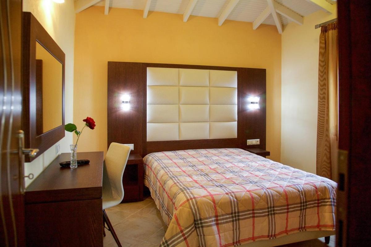 Stamos Apartments And Studios Vourvourou Buitenkant foto
