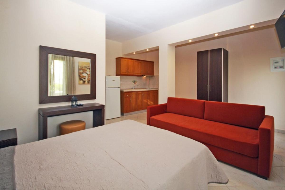 Stamos Apartments And Studios Vourvourou Kamer foto